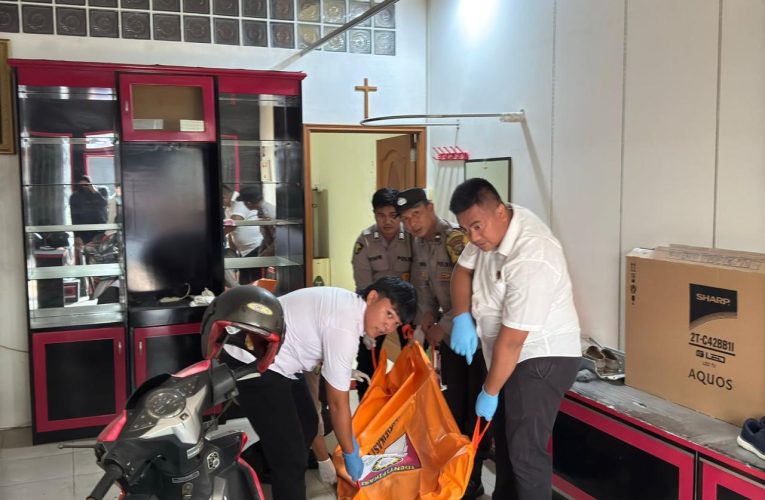Penemuan Mayat di Jalan Mawar Tanjungpinang Barat Gegerkan Warga