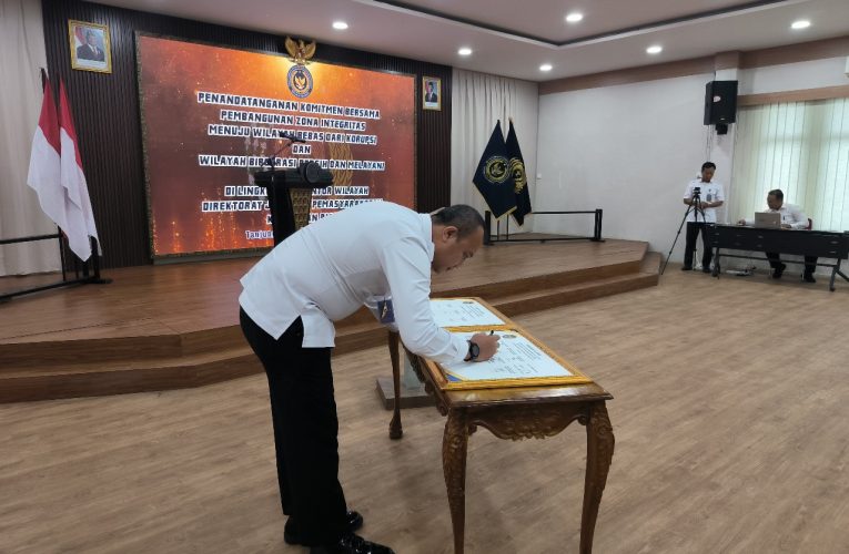 Karutan Tanjungpinang Hadiri Penandatanganan Komitmen Bersama Menuju Zona Integritas 2025