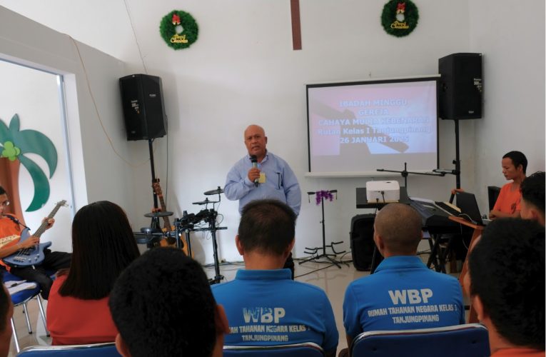 Ibadah Minggu di Rutan Tanjungpinang, WBP Kristen Dikuatkan Secara Spiritual