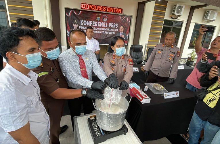 Polres Bintan Musnahkan 953,19 Gram Sabu, Tegaskan Komitmen Berantas Narkotika