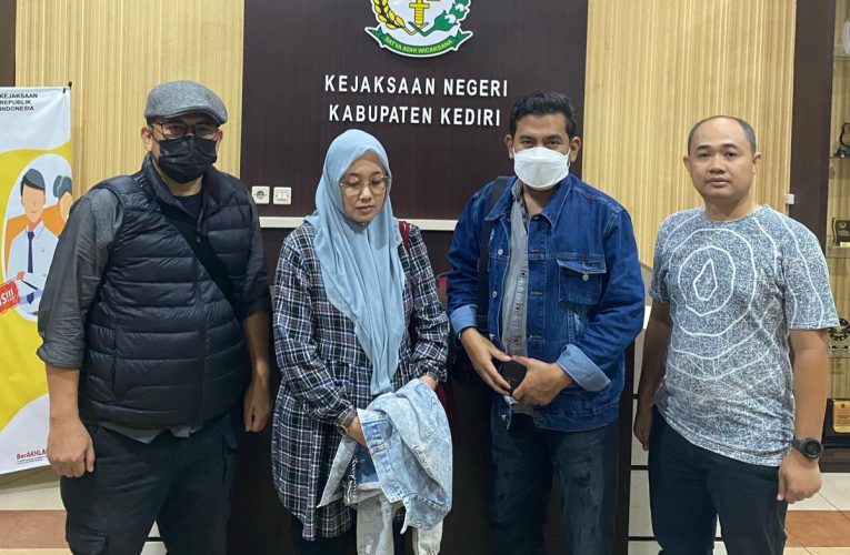 Tim SIRI Kejaksaan Agung Amankan DPO Kejaksaan Tinggi Aceh di Kediri