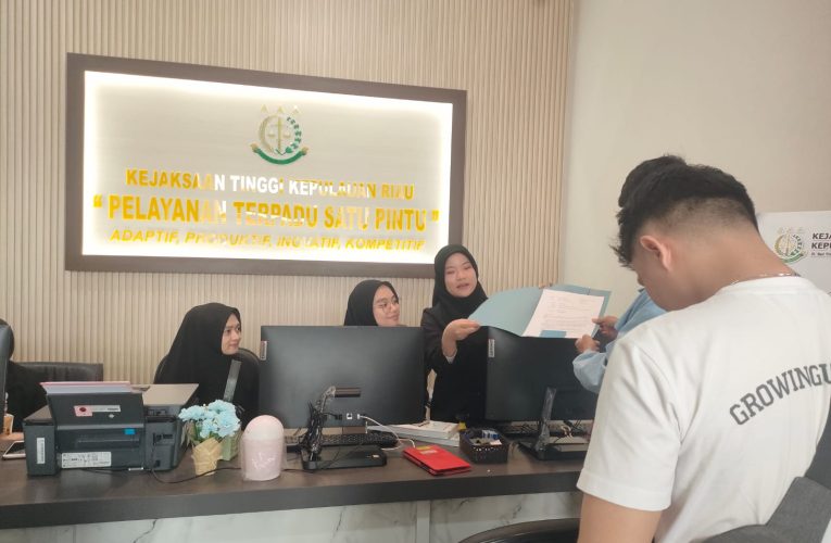 Indikasi Korupsi Anggaran Sewa Bus dan Kapal Panitia di Dinas Pendidikan Bintan Dilaporkan ke Kejati Kepri