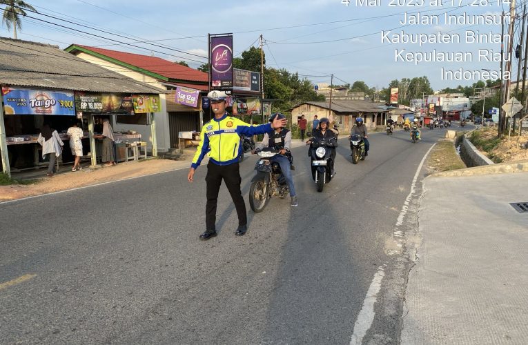 Polres Bintan Gatur Lalu Lintas Menjelang Berbuka Puasa untuk Lancarkan Arus di Bulan Ramadhan