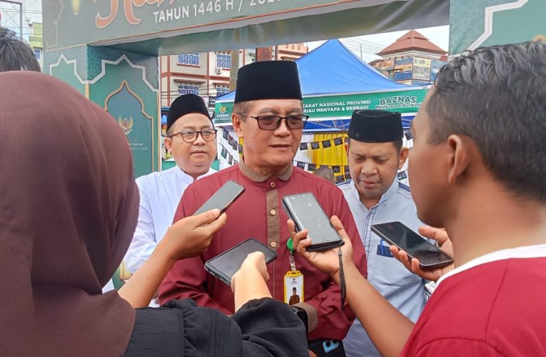 Baznas Kepri Gelar Program “Menyapa dan Berbagi” Takjil Gratis Selama Ramadan 1446 H
