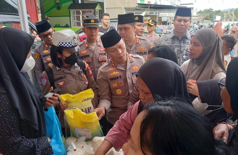 Polresta Tanjungpinang Gelar Bazar Murah Ramadhan, Warga Sambut Antusias