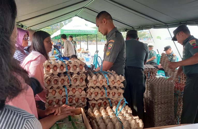 Masyarakat Tanjungpinang Antusias Serbu Bazar Murah TNI Jelang Idulfitri