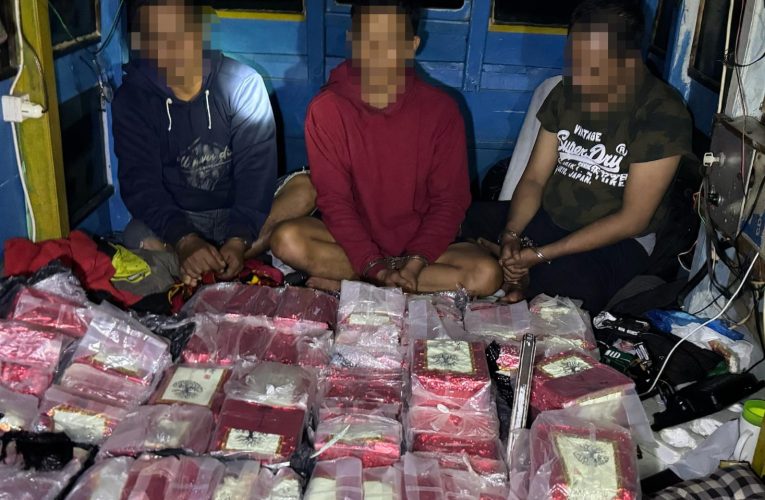 Aksi Kejar-Kejaran Dramatis di Laut Tengah Malam, Bea Cukai Batam Gagalkan Penyelundupan 93 Kg Sabu dari Kapal Nelayan
