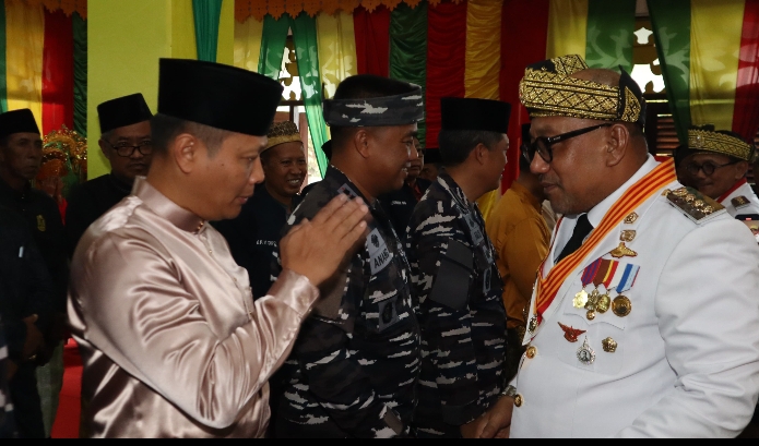 Kapolresta Tanjungpinang Sambut Wali Kota & Wakil Wali Kota Tanjungpinang 2025-2030 dengan Tradisi Tepuk Tepung Tawar