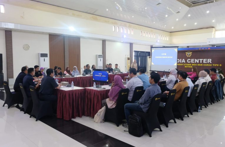 Cegah PHK Massal Akibat Tarif Resiprokal AS, Bea Cukai Batam Gelar Audiensi Bersama 30 Perusahaan