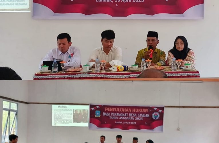 Jaksa Jaga Desa: Penyuluhan Hukum Tingkatkan Pemahaman Aparatur Desa Landak