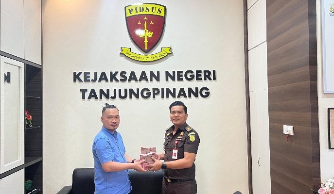 Terdakwa Anna Triana Setor Uang Pengganti Rp252 Juta ke Kejari Tanjungpinang dalam Kasus Korupsi Proyek TVRI Kepri