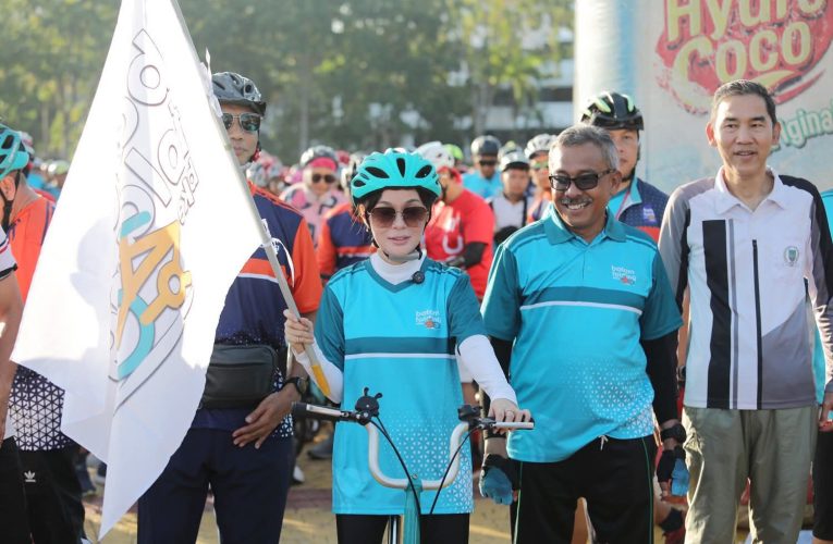 Li Claudia Gowes Bareng Ribuan Pesepeda Rayakan HUT ke-16 BFB dan Hari Sepeda Dunia 2025