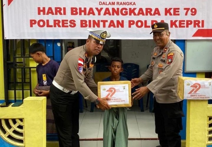 Polres Bintan Gelar Sunat Massal Gratis di Tambelan Sambut Hari Bhayangkara ke-79