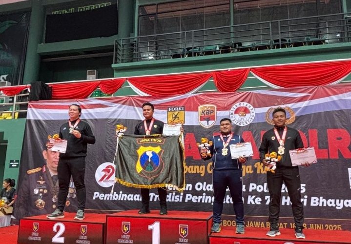 Polda Kepri Raih 3 Medali di Kejuaraan Nasional Karate Piala Kapolri 2025