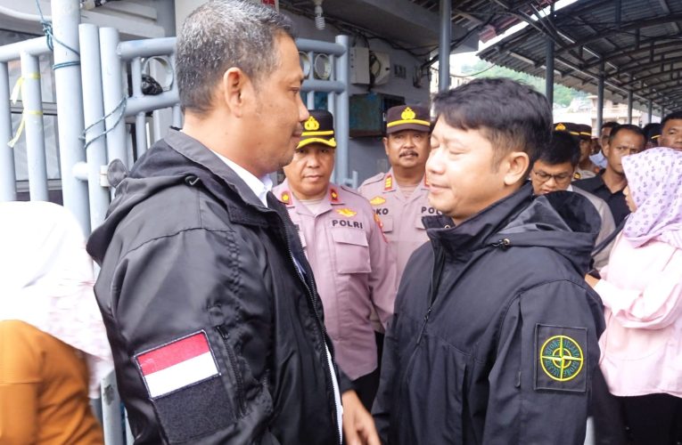 Kepergian Kapolres Anambas AKBP Raden Ricky Pratidiningrat Dikenang dengan Haru oleh Masyarakat dan Pemerintah Desa