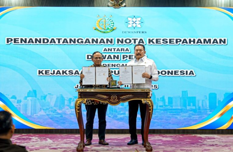 Kejagung dan Dewan Pers Teken MoU, Perkuat Kemerdekaan Pers dan Transparansi Penegakan Hukum