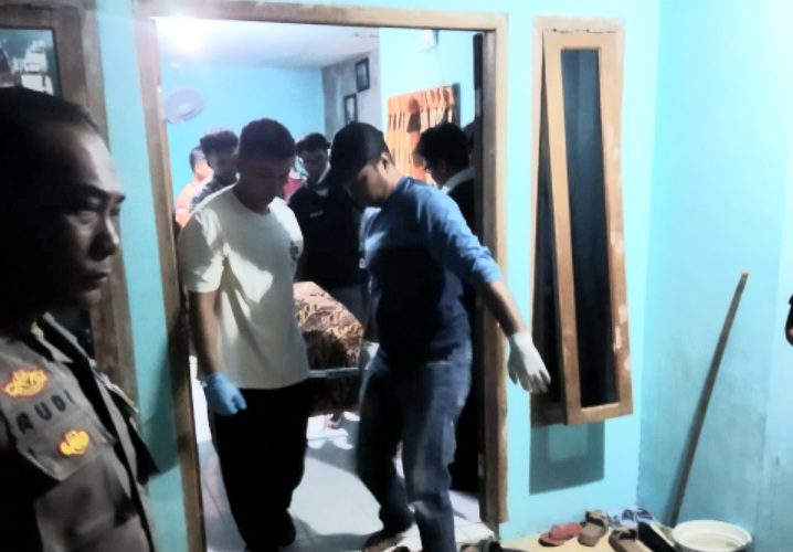 Warga Sei Jang Geger dengan Penemuan Seorang Lansia Tewas Gantung Diri di Kamarnya