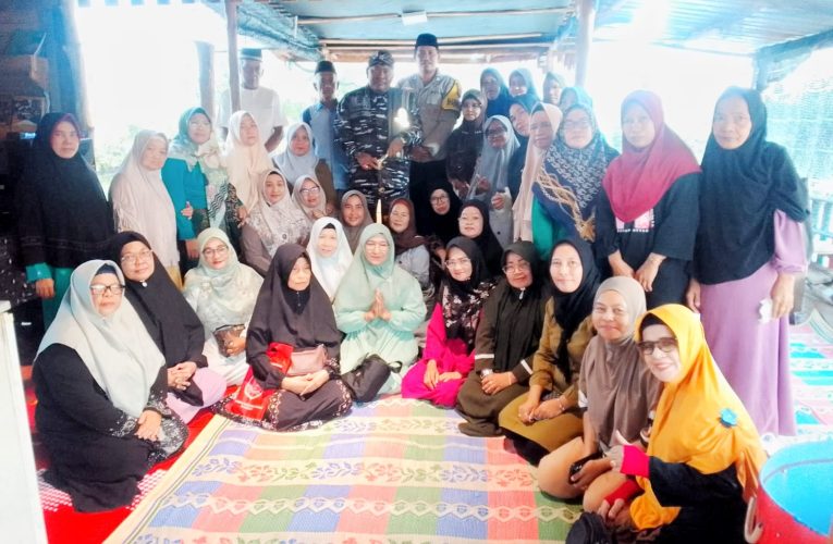 Polsek Bukit Bestari Bersama Bhabinkamtibmas Gelar Pengajian Bersama Majelis Taklim dan Tokoh Agama di Kelurahan Tanjung Unggat