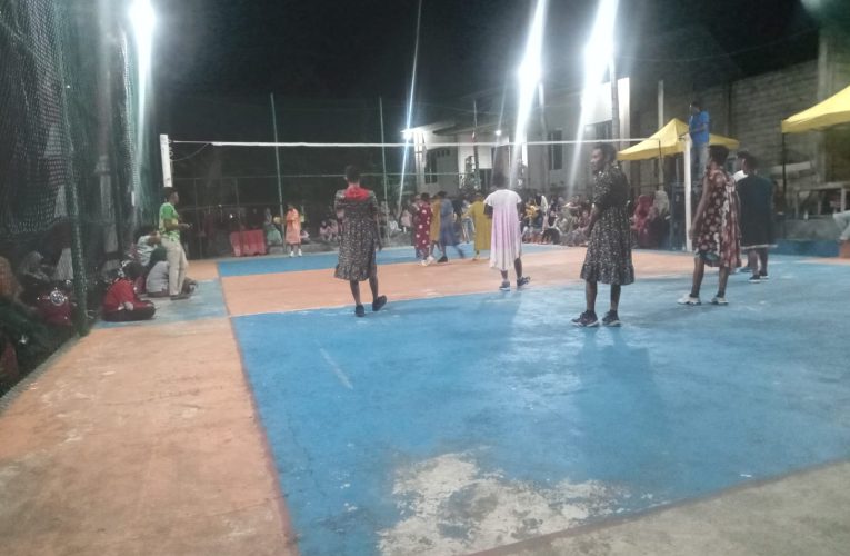 Voli Daster vs Sarung: Tawa Warnai HUT RI ke-80 di Desa Landak, Anambas