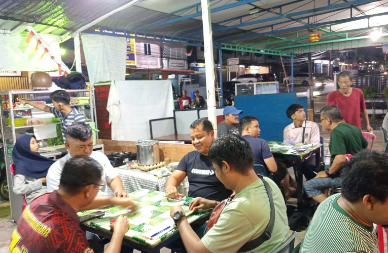 Meriah! Turnamen Domino Laba-Laba Coffee Resmi Dibuka, Semarakkan HUT ke-80 RI