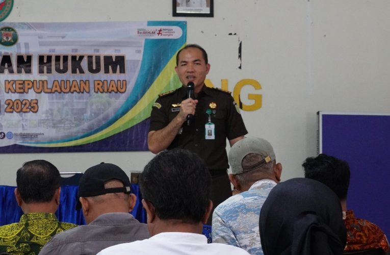 Kejati Kepri Sosialisasikan Pencegahan TPPO kepada Aparatur dan Tokoh Masyarakat Sagulung Batam