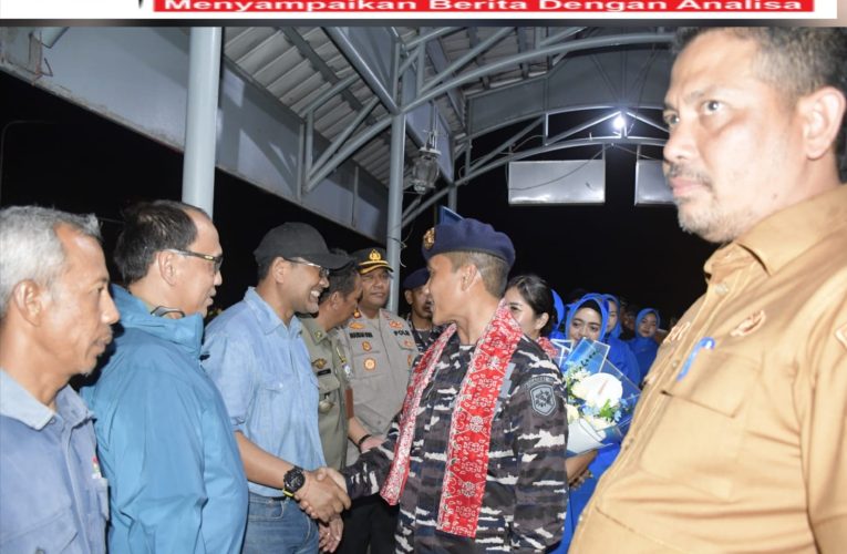 Danlanal Tarempa Letkol Laut (P) Romi Sitorus Disambut Meriah di Anambas