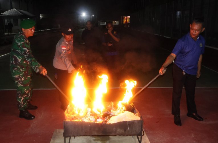 Lapas Narkotika Tanjungpinang Musnahkan Barang Hasil Razia Bersama APH, Wujud Komitmen Cegah Gangguan Kamtib
