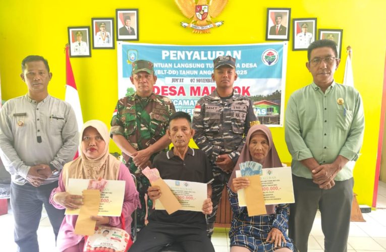 Kepala Desa Mampok Darmawizar Salurkan BLT Bulan November 2025 Ke-29 KPM