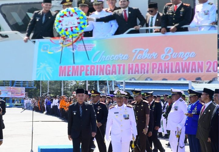 Lanal Tarempa dan Forkopimda Anambas Gelar Upacara Tabur Bunga Peringati Hari Pahlawan ke-80 Tahun 2025