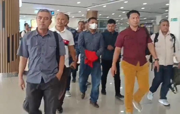 Tim Tabur Kejati Kepri Berhasil Tangkap Buronan Kasus Korupsi Pembangunan Jembatan Tanah Merah di Kendari