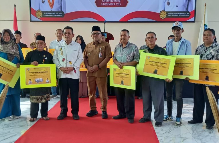 Pemprov Kepri Salurkan Bantuan Hibah APBD-P 2025 untuk Masyarakat, Organisasi, dan Rumah Ibadah di Seluruh Kabupaten/Kota