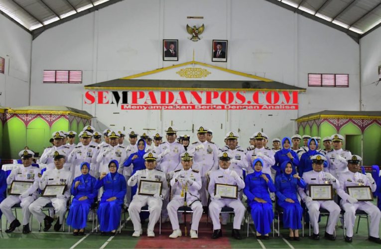 Lanal Tarempa Selenggarakan Upacara Wisuda Purnawira dan Purna Tugas Prajurit TNI Angkatan Laut