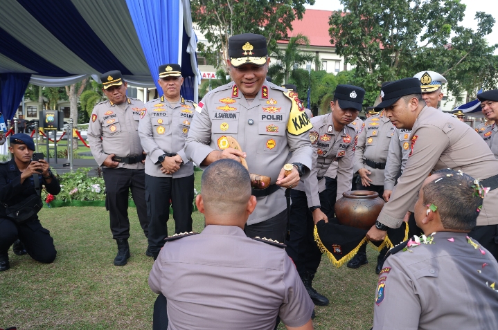 749 Personel Polda Kepri Naik Pangkat, Kapolda Tekankan Amanah dan Profesionalisme