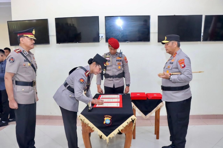 Kapolda Kepri Pimpin Sertijab dan Pelantikan Sejumlah PU Polda Kepri
