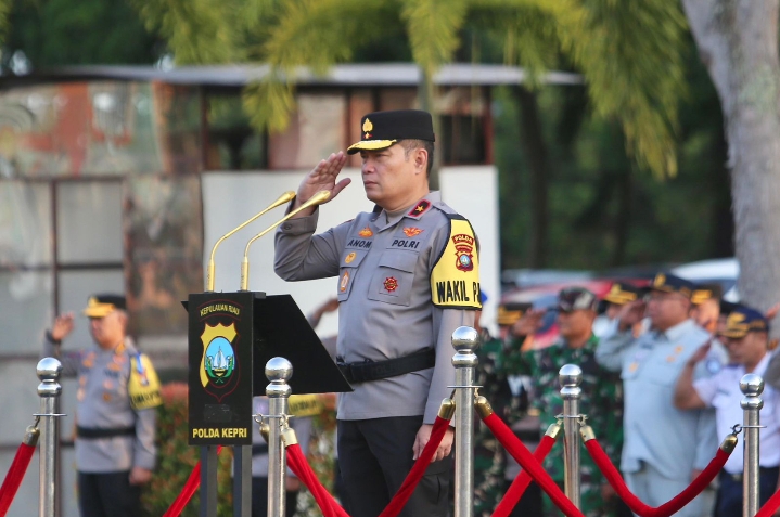 Wakapolda Kepri Pimpin Apel Gelar Pasukan Operasi Keselamatan Seligi 2026