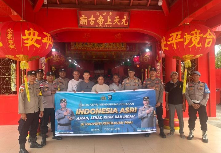 Polres Bintan Gotong Royong Dukung Gerakan Indonesia Asri 