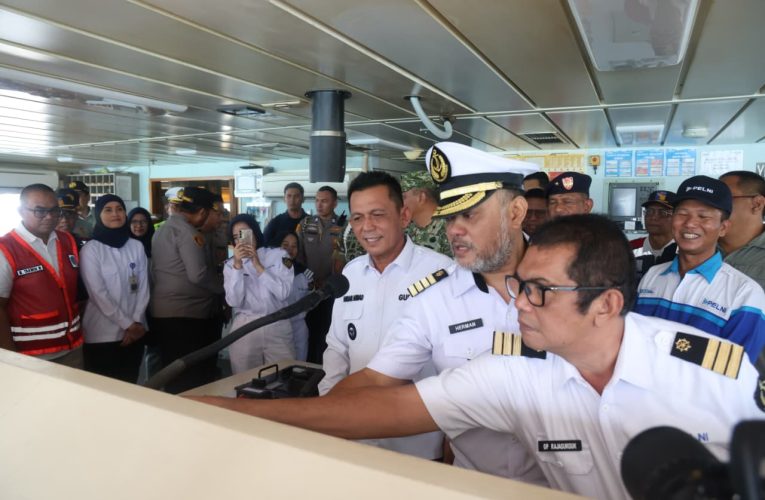 Kapolda Kepri dan Gubernur Ansar Ahmad Tinjau Pelabuhan di Batam, Pastikan Kesiapan Arus Mudik Lebaran 2026