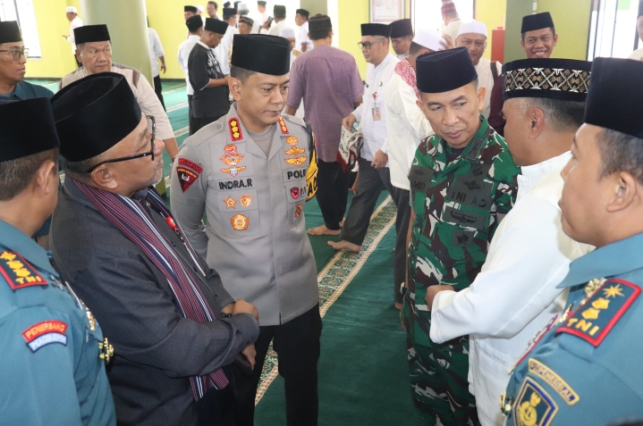 Dandim 0315/Tanjungpinang Hadiri Sholat Tasbih Bersama Wali Kota, Pererat Ukhuwah di Bulan Ramadan