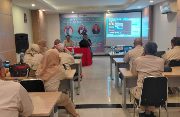 Media Siber Tak Bisa Lagi Menunggu Pembaca, Zabur Paparkan Strategi Bertahan di Era Medsos dalam Workshop SMSI Riau