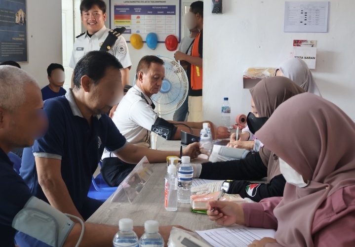 Lapas Narkotika Tanjungpinang Gelar Posbindu Gratis, 250 WBP dan Petugas Dapat Layanan Kesehatan