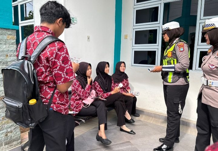 Satlantas Polresta Tanjungpinang Edukasi Mahasiswa Poltekkes, Ajak Jadi Pelopor Keselamatan Berlalu Lintas
