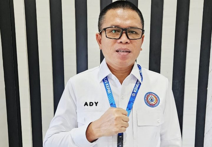 Arogansi Jakarta di Beranda Negeri: Catatan dari Pertemuan Ketua Umum PWI dan KJK di Batam