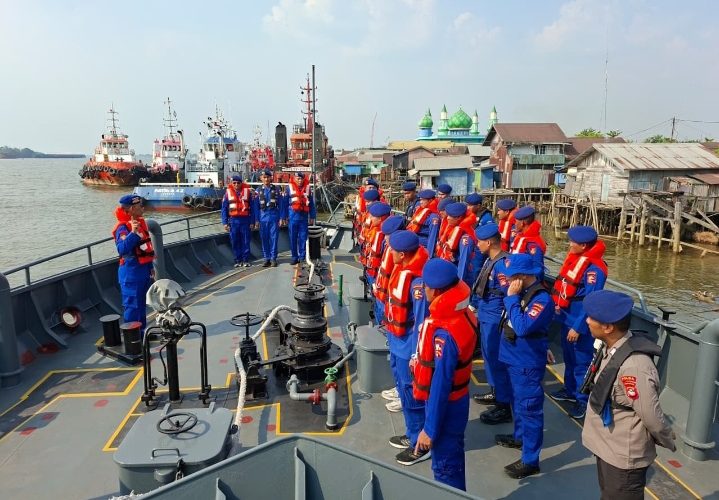 Polri Perkuat Operasi SAR KM Virgo Transport 8, Tiga Kapal Polisi Diberangkatkan