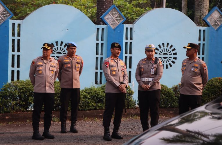 Gatur Pagi, Polresta Tanjungpinang Pastikan Arus Lalu Lintas Aman dan Lancar